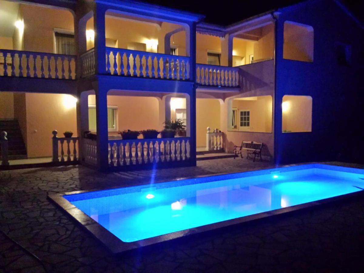 Haus Delphin Apartment Porec Luaran gambar