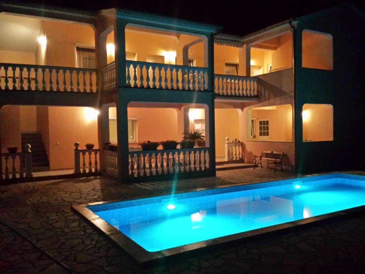 Haus Delphin Apartment Porec Luaran gambar