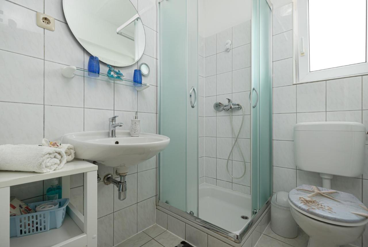 Haus Delphin Apartment Porec Luaran gambar